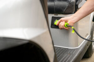 Lithium vs Lead Acid – Why your golf buggy performs better all day.